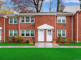 2710 South Rd UNIT B5, Poughkeepsie, NY 12601