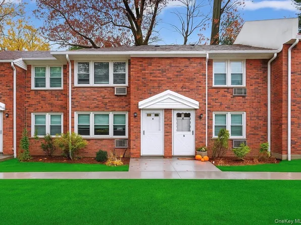 2710 South Road #B5, Poughkeepsie, NY 12601
