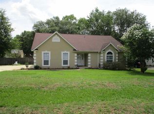 1215 Oaks Edge Rd, Tallahassee, FL 32317