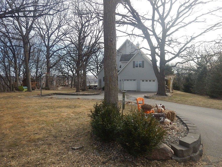 1st image of 38408 Riverview Hls