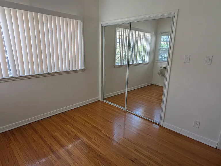 326 N Spaulding Ave #4 — Photo 8