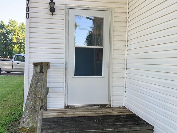 4th image of 700 Washington Avenue