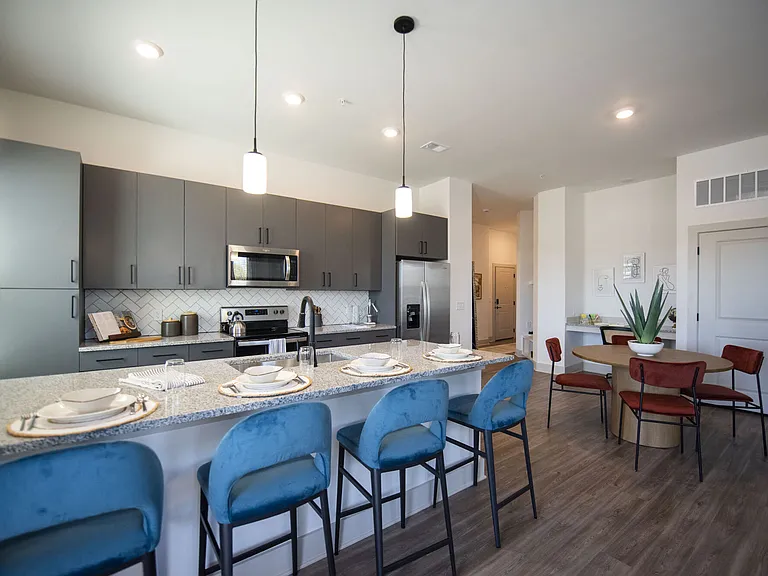 Solis Gainesville — Photo 12