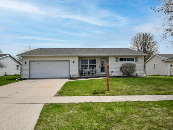 118 Hancock Ln, Evansville, WI 53536