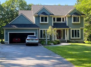 30 Bay View Rd, Dover, NH 03820