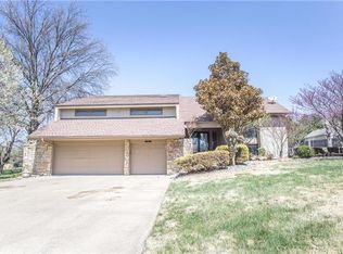 11660 W 156th Ter, Overland Park, KS 66221