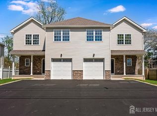 121 Teeple Pl, South Plainfield, NJ 07080