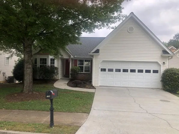 156 N Square Ln, Newnan, GA 30263