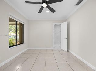 4203 W Sailboat Dr, Cooper City, FL 33026