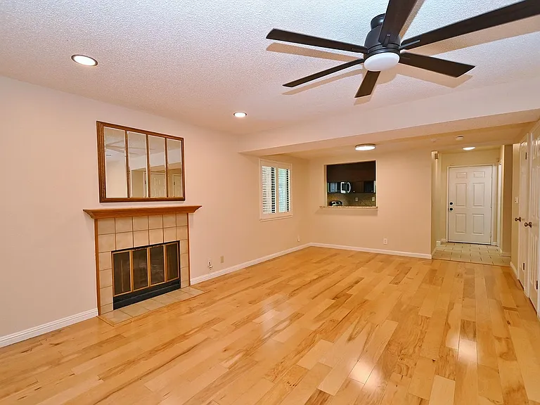 36895 Newark Blvd #A — Photo 6