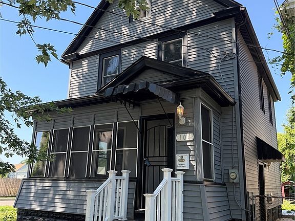 3rd image of 104 Doyle Ave