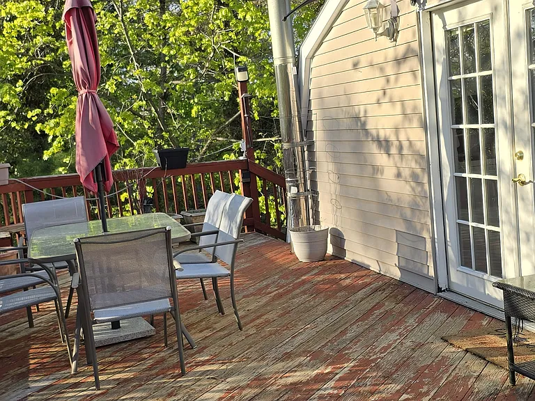 Deck View