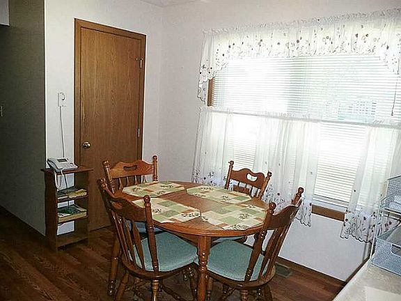 4th image of 335 Westview Dr