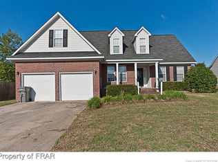 4211 Pete Warner Ct, Hope Mills, NC 28348