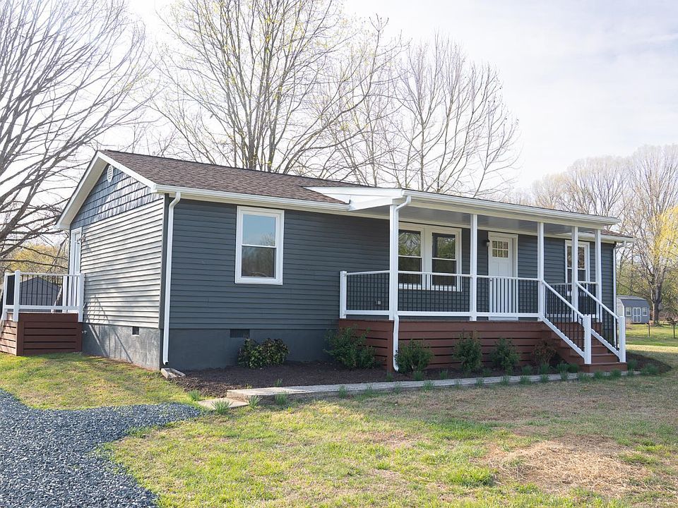1st image of 405 Spring Mill Rd