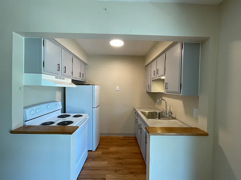 3306 Grand Ave #12 — Photo 4