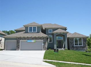 6292 N Whitetail Way, Parkville, MO 64152