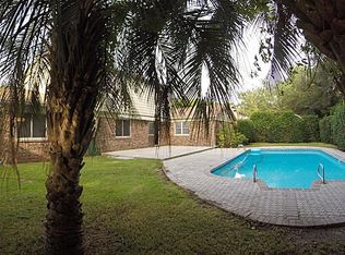 12 Elkwood Ct, Shalimar, FL 32579