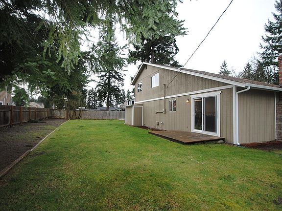 3rd image of 17209 17th Avenue Ct E