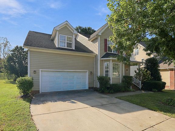 2nd image of 1716 Maizefield Ln