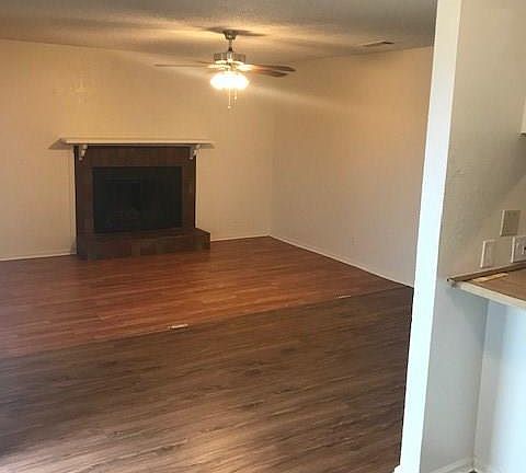 5th image of 144 Wilshire Dr #144
