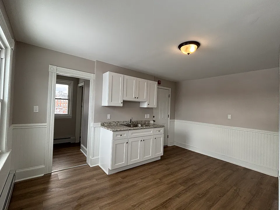 Large kitchen