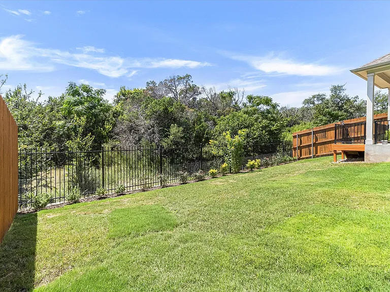 5820 Harper Park Dr #3 — Photo 24