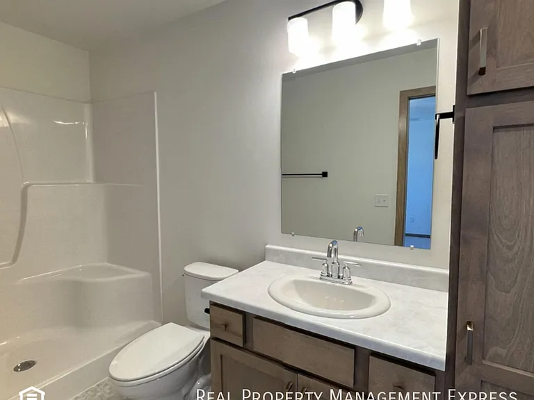 9006 W Jerald Pl — Photo 15