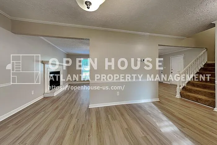2075 Pinella Dr — Photo 6