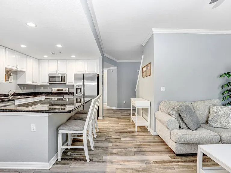 9838 W Park Village Dr #9838 — Photo 14