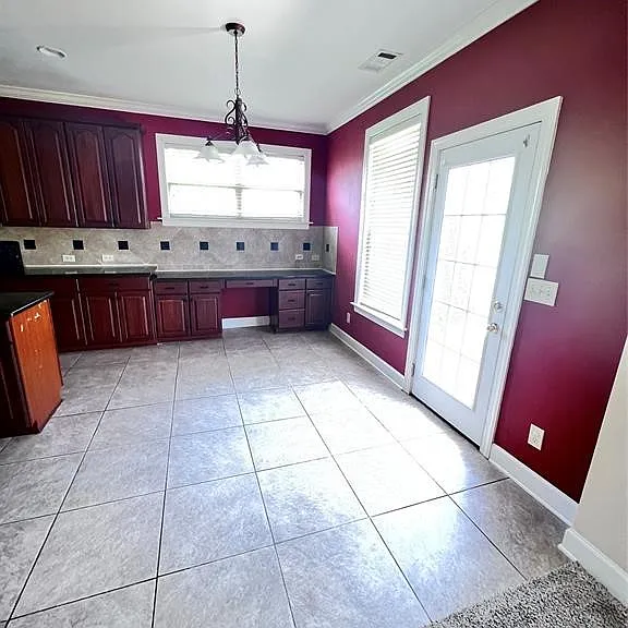 9207 Albury Ct — Photo 16