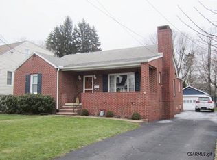 1426 Oberlin St, Johnstown, PA 15905