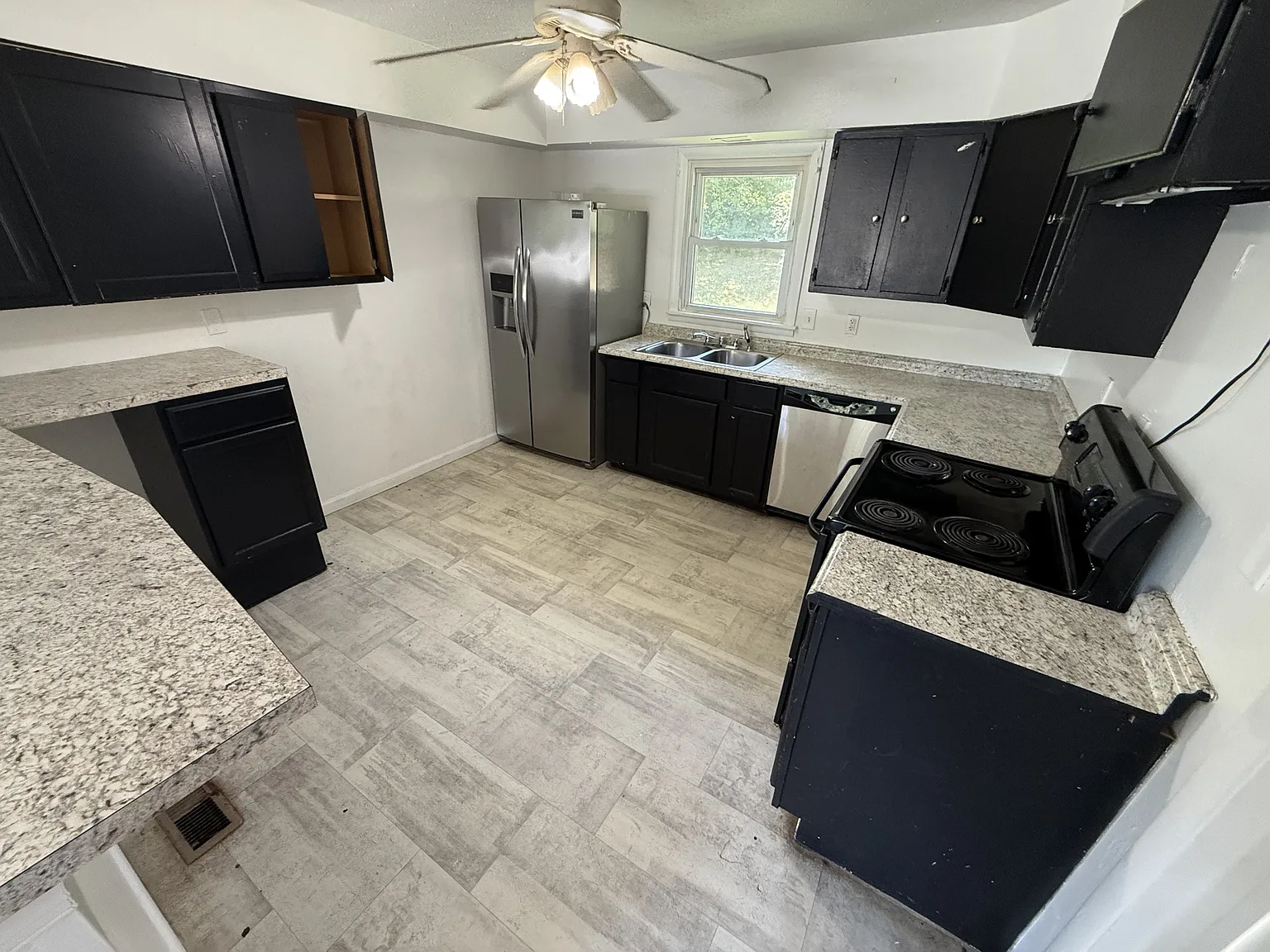 4713 Beverly Kay Drive - 1 — Photo 4