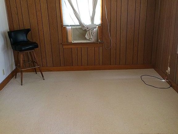 3rd image of 312 E Kirwin Ave
