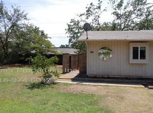 3806 Walnut Ave, Carmichael, CA 95608
