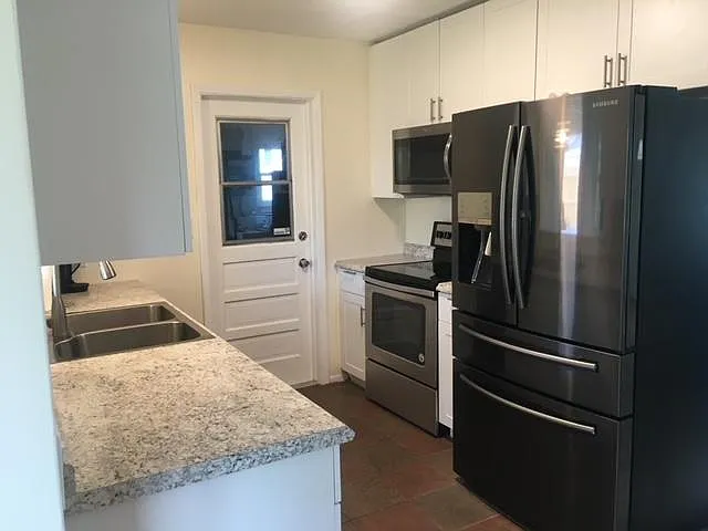 9834 110th Ln — Photo 2