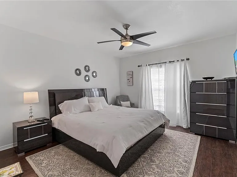 102 Tuscana Ct #901 — Photo 13