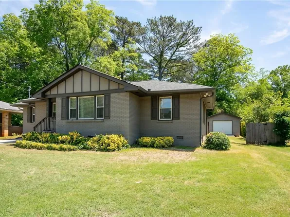 1930 S Columbia Pl, Decatur, GA 30032