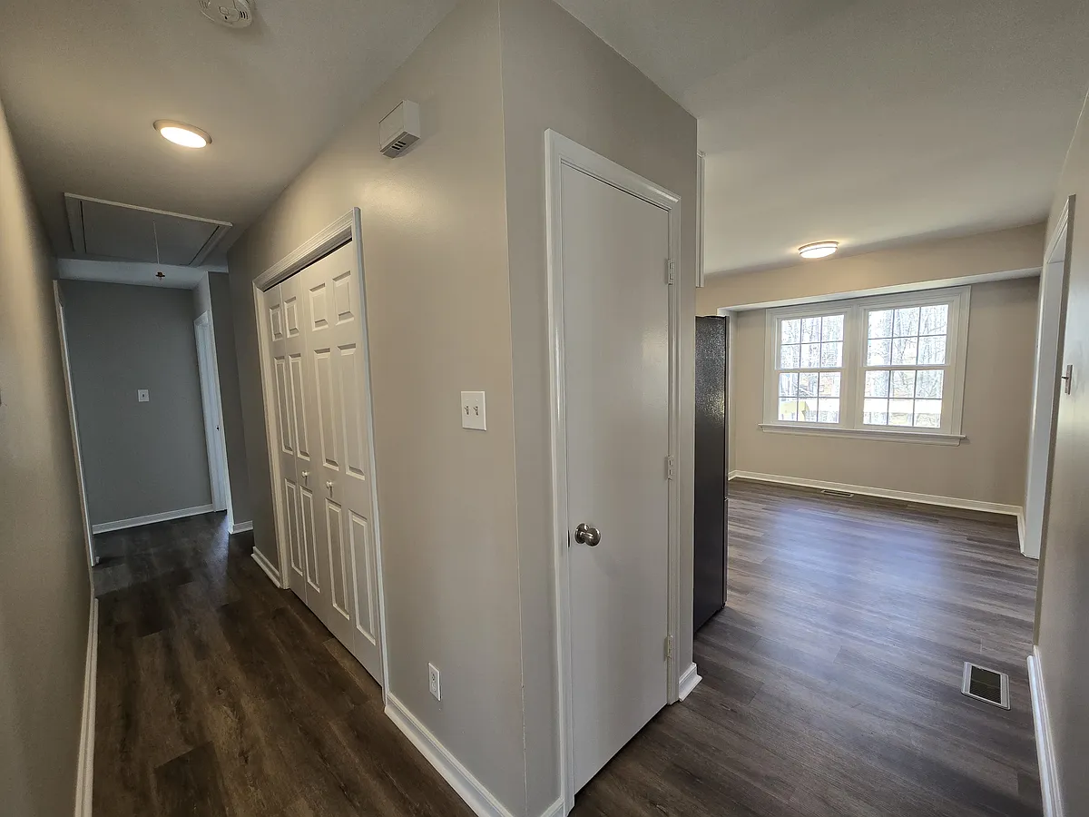 Hallway - 1600 Porters Mill Ter