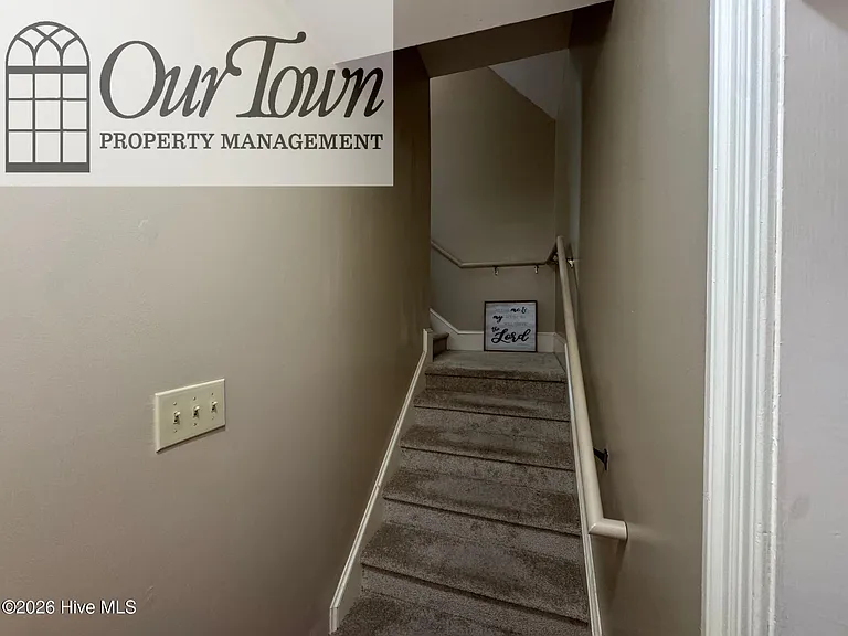 2906 Brentwood Dr N — Photo 25