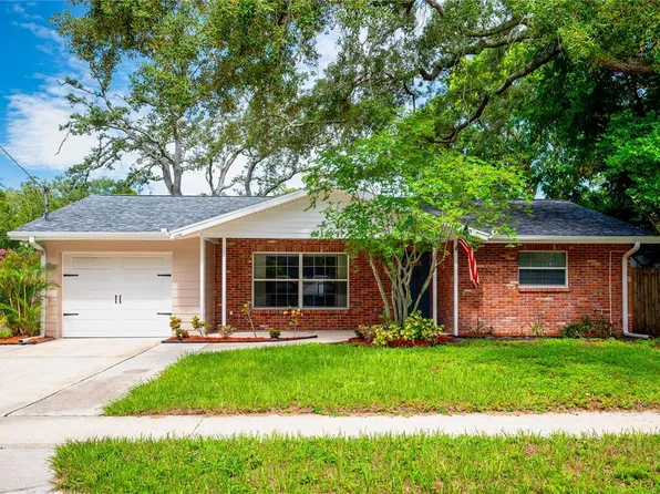 11102 28TH STREET, TAMPA, FL 33612