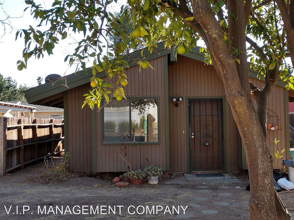 1st image of 305A S Pueblo Ave