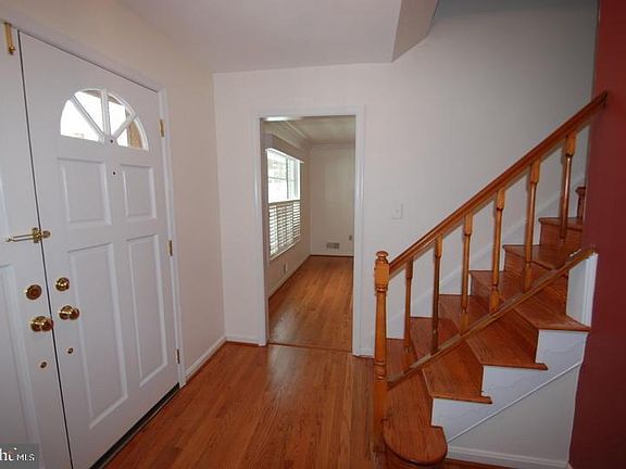 4th image of 2009 Mason Hill Dr