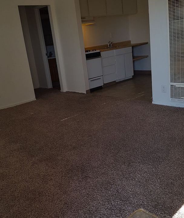 1st image of 195 Circle Dr APT B