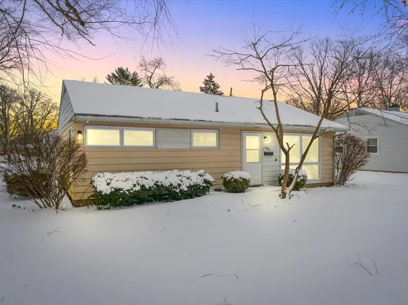 1102 E Delaware Ave, Urbana, IL 61801