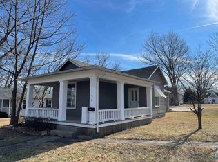 630 E 9th St, Sedalia, MO 65301
