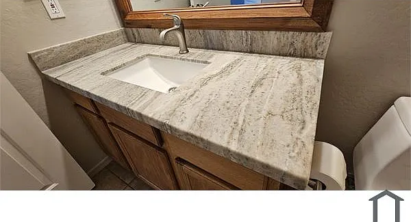 10886 W Locust Ln — Photo 43