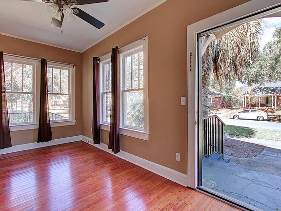 3rd image of 2536 Dellwood Ave