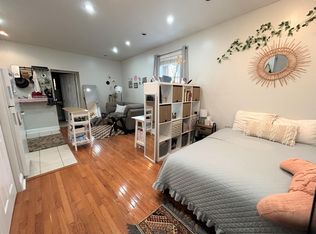 5815 5th Ave APT 6, Pittsburgh, PA 15232