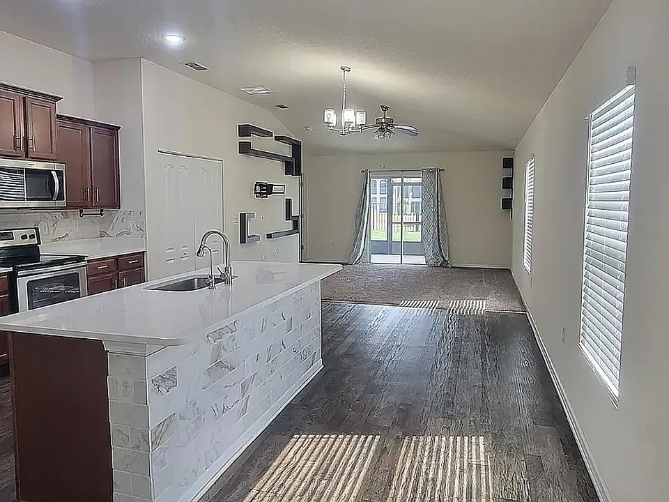 1st image of 8238 Meadow Walk Ln